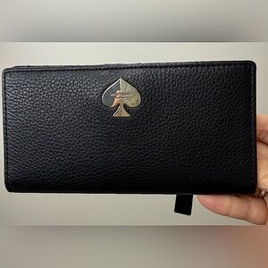 KATE SPADE Bifold Pebbled Leather Long Wallet EUC